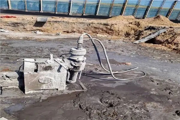 工农水泡基础注浆加固